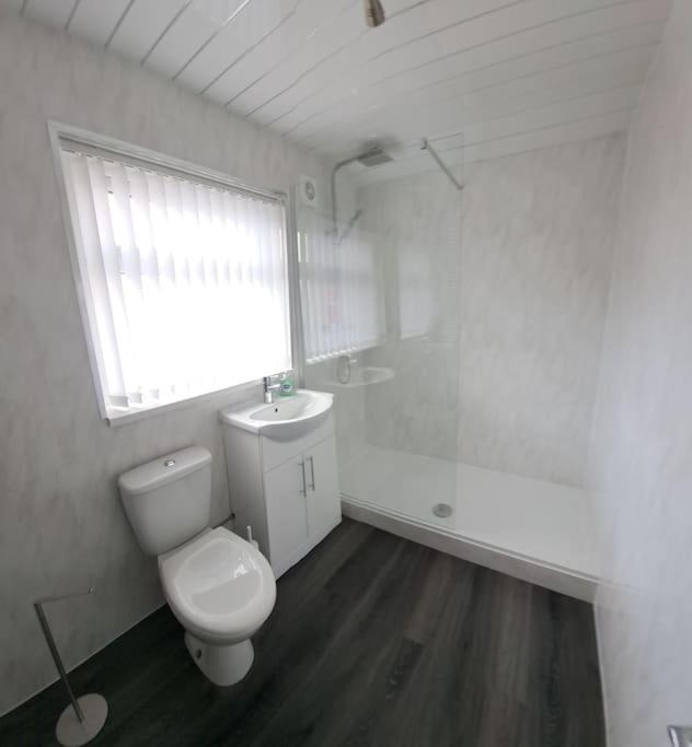1 Bed Apart Dowlais Luaran gambar